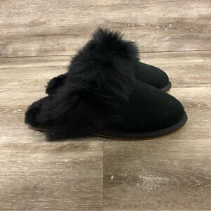 UGG | Scuff Sis House Slipper In Black Size 6 NEW